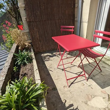 La Campagne A La Ville Coutances Extérieur photo